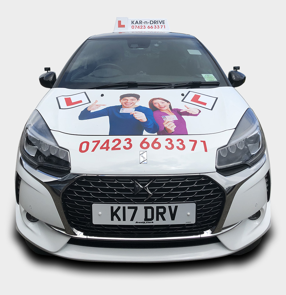 DS3 driving school car