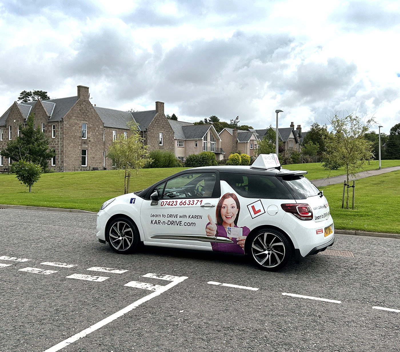 driving lesson in Kingseat